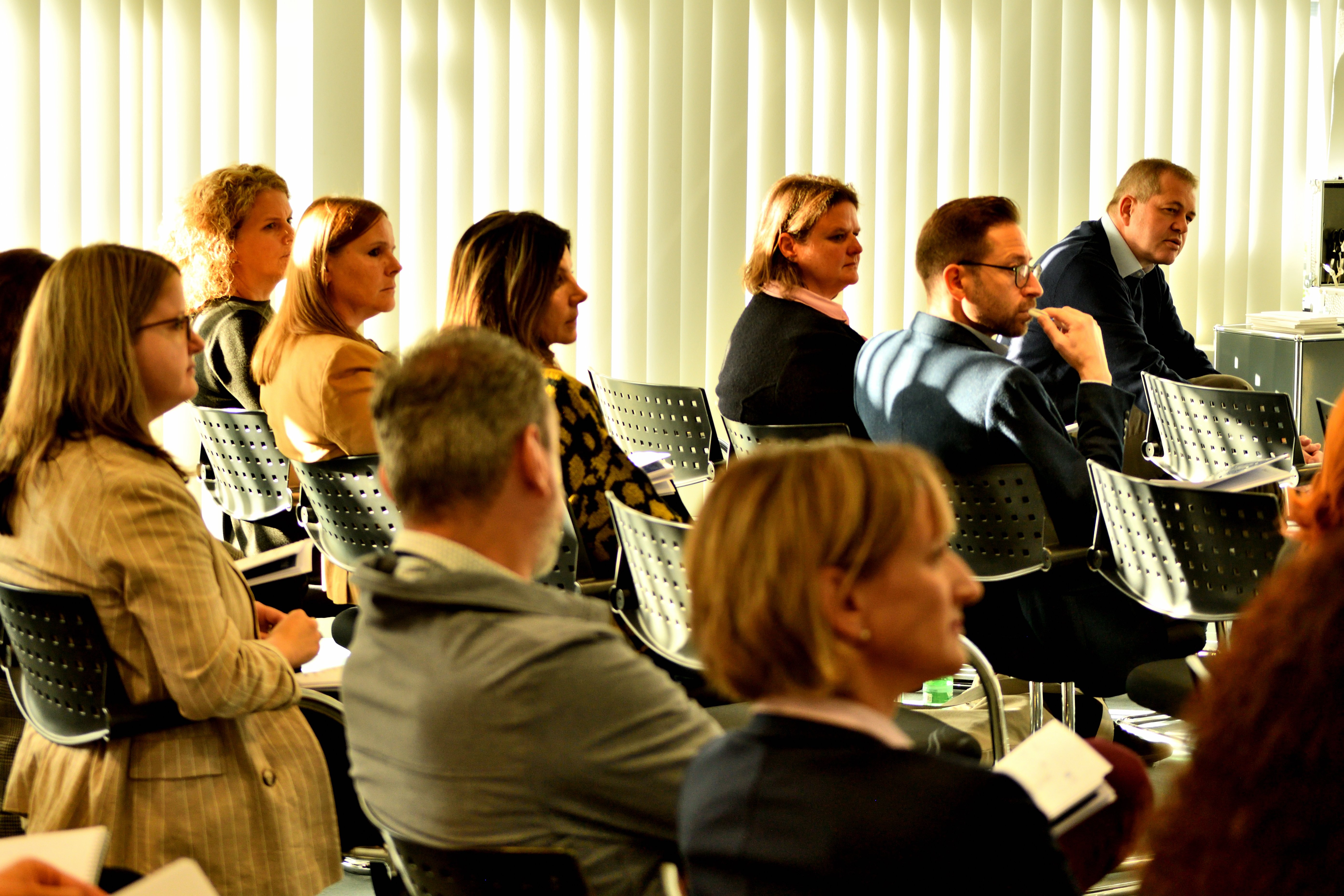 8. HR Forum HealthCare_2